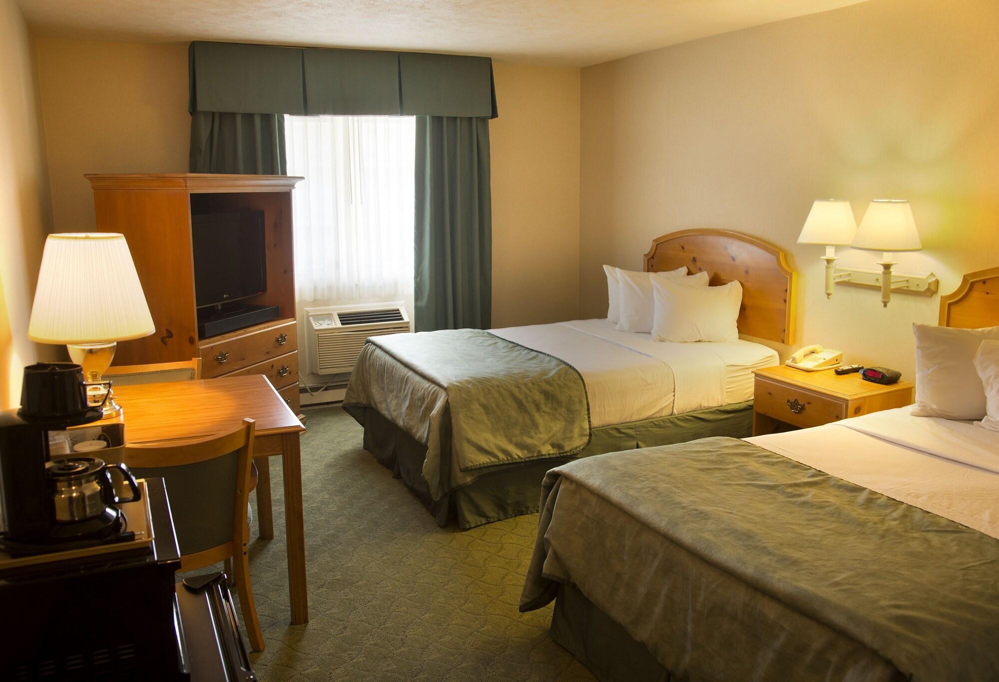 Magnuson Grand Pioneer Inn And Suites Есканаба Екстериор снимка