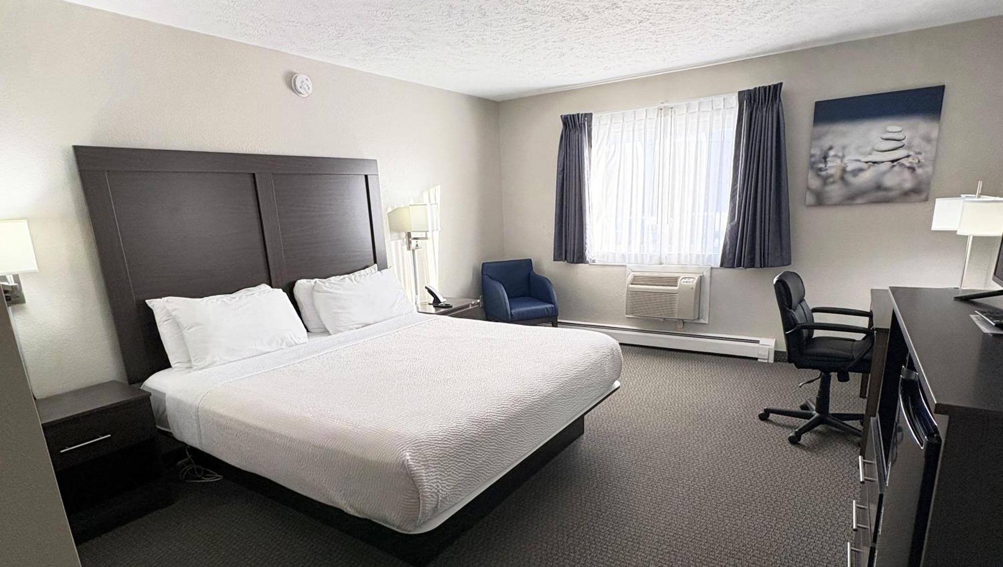 Magnuson Grand Pioneer Inn And Suites Есканаба Екстериор снимка