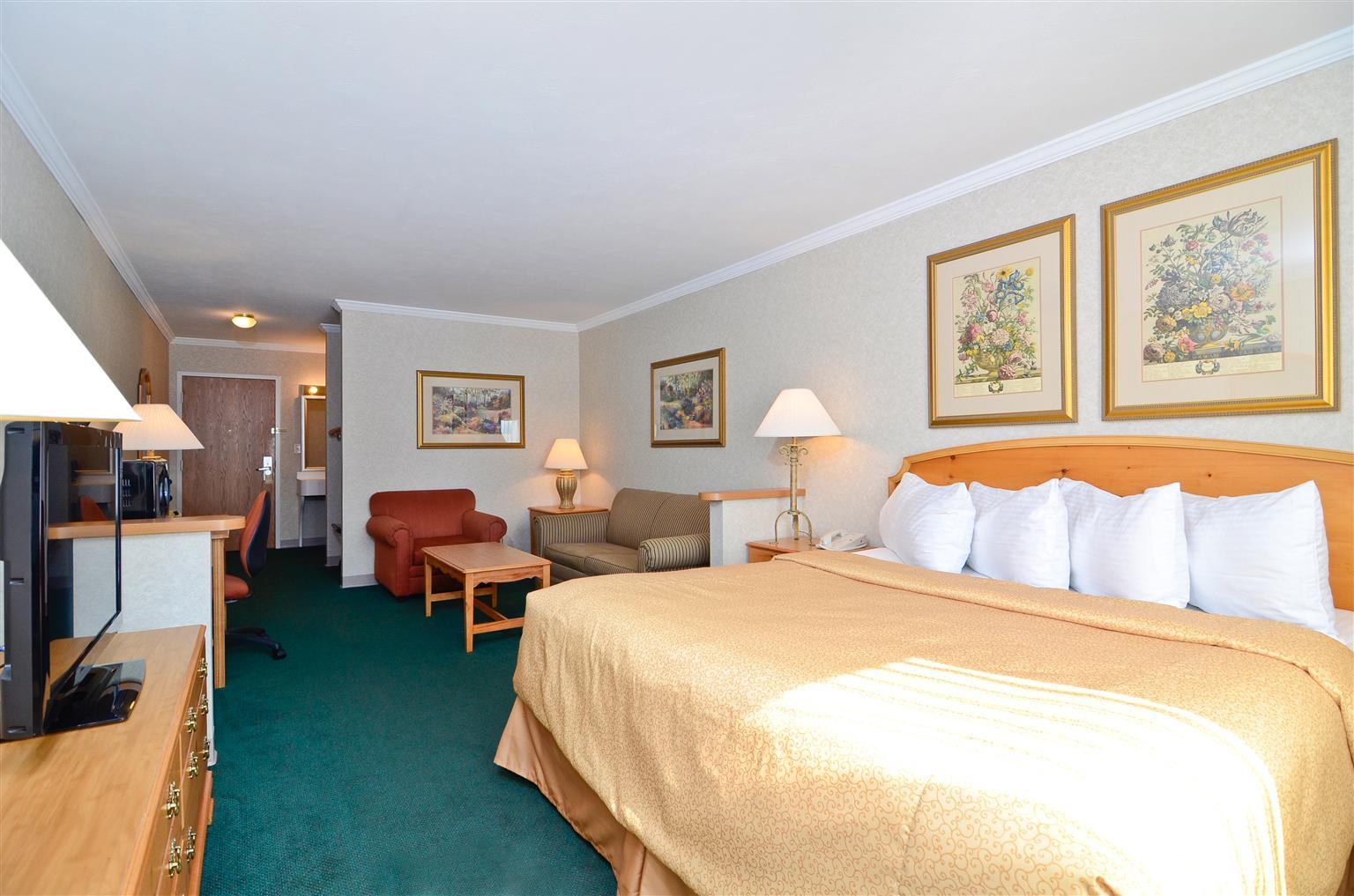 Magnuson Grand Pioneer Inn And Suites Есканаба Екстериор снимка
