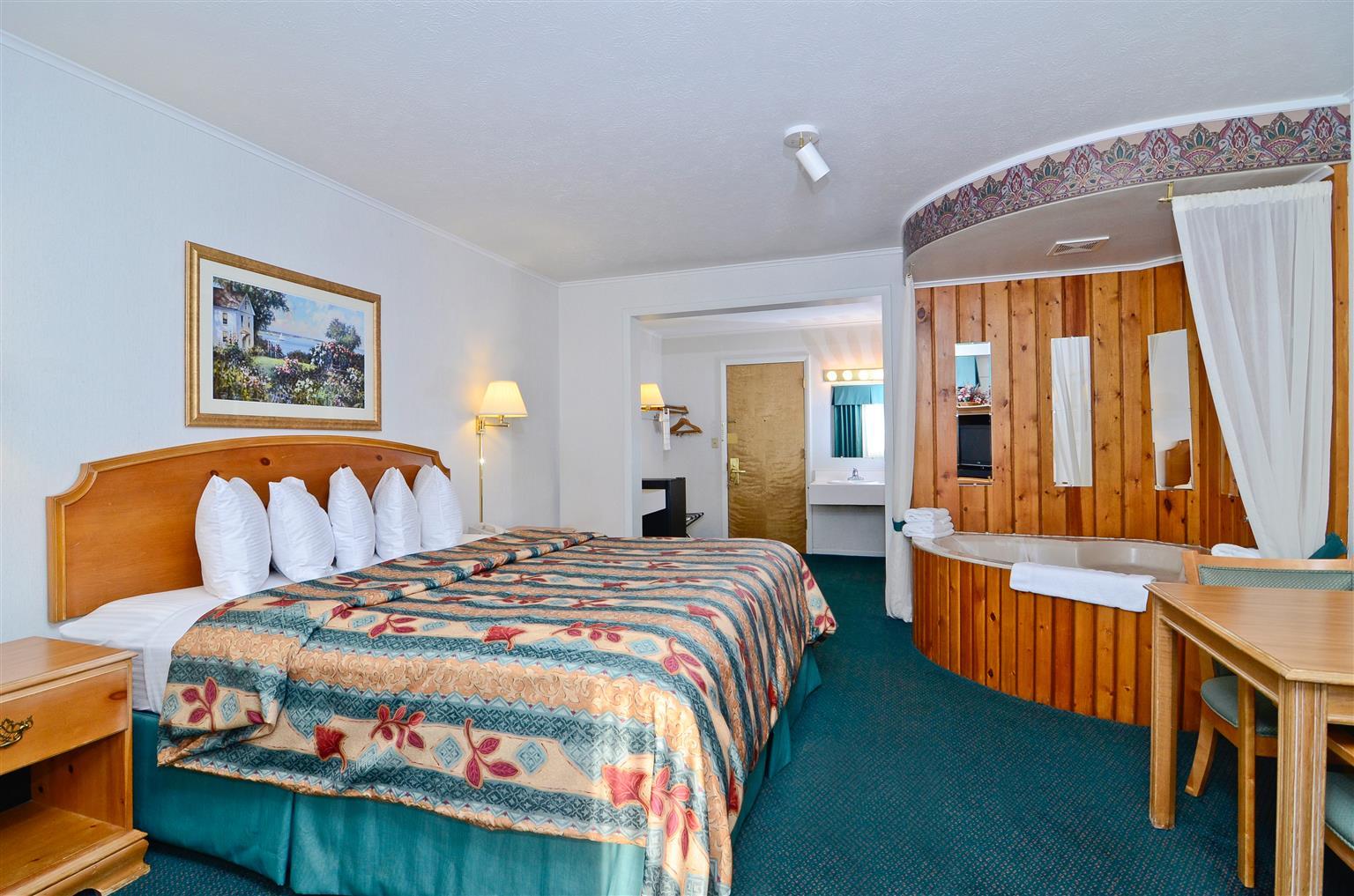 Magnuson Grand Pioneer Inn And Suites Есканаба Стая снимка